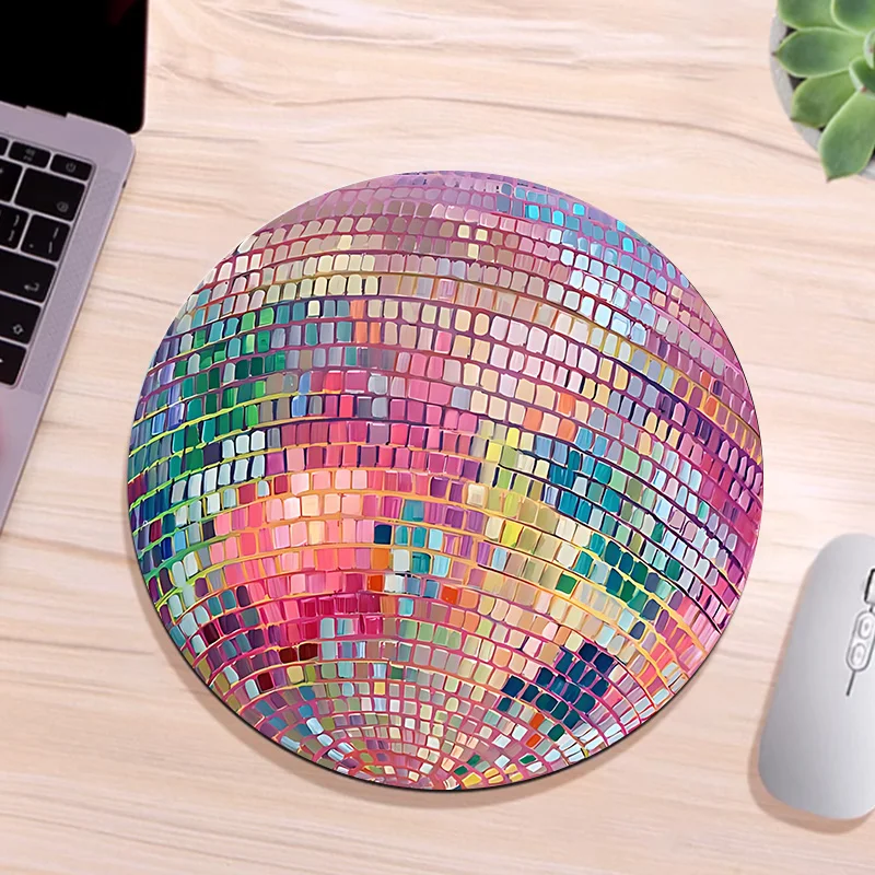 Laptop Accessories Productivity - แผ่นรองเมาส์ทรงกลมสีชมพูแบบดิสโก้บอล - แผ่นรองโต๊ะทำงานสำหรับแล็ปท็อป อุปกรณ์ตกแต่งโต๊ะสวยงาม - แผ่นรองที่เหมาะสำหรับแฟนสาว
