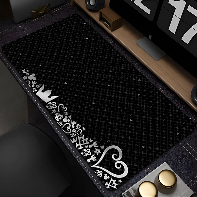 แผ่นรองเมาส์อนิเมะสีดำและสีขาว - Laptop Accessories Productivity บทวิจารณ์และราคา