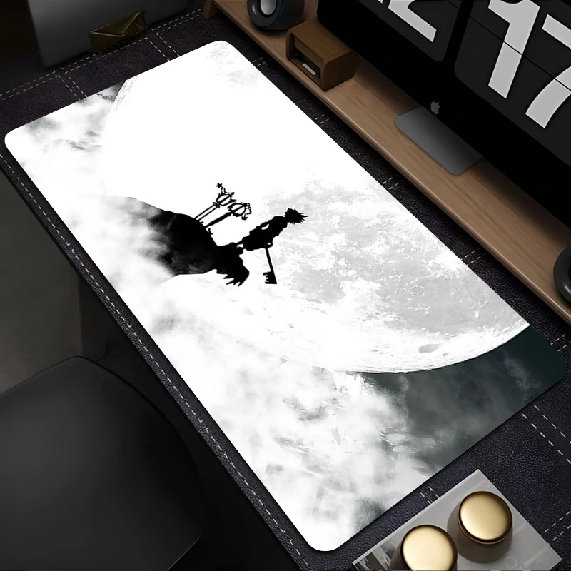 แผ่นรองเมาส์อนิเมะสีดำและสีขาว - Laptop Accessories Productivity บทวิจารณ์และราคา